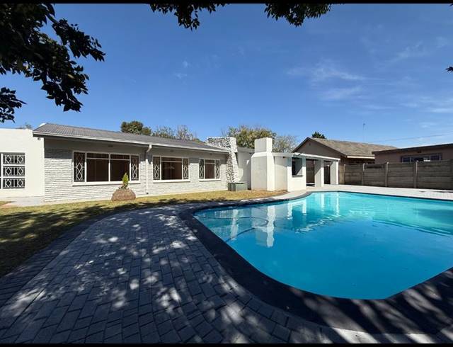 3 BEDROOM HOUSE FOR SALE IN VANDERBIJLPARK SE 1